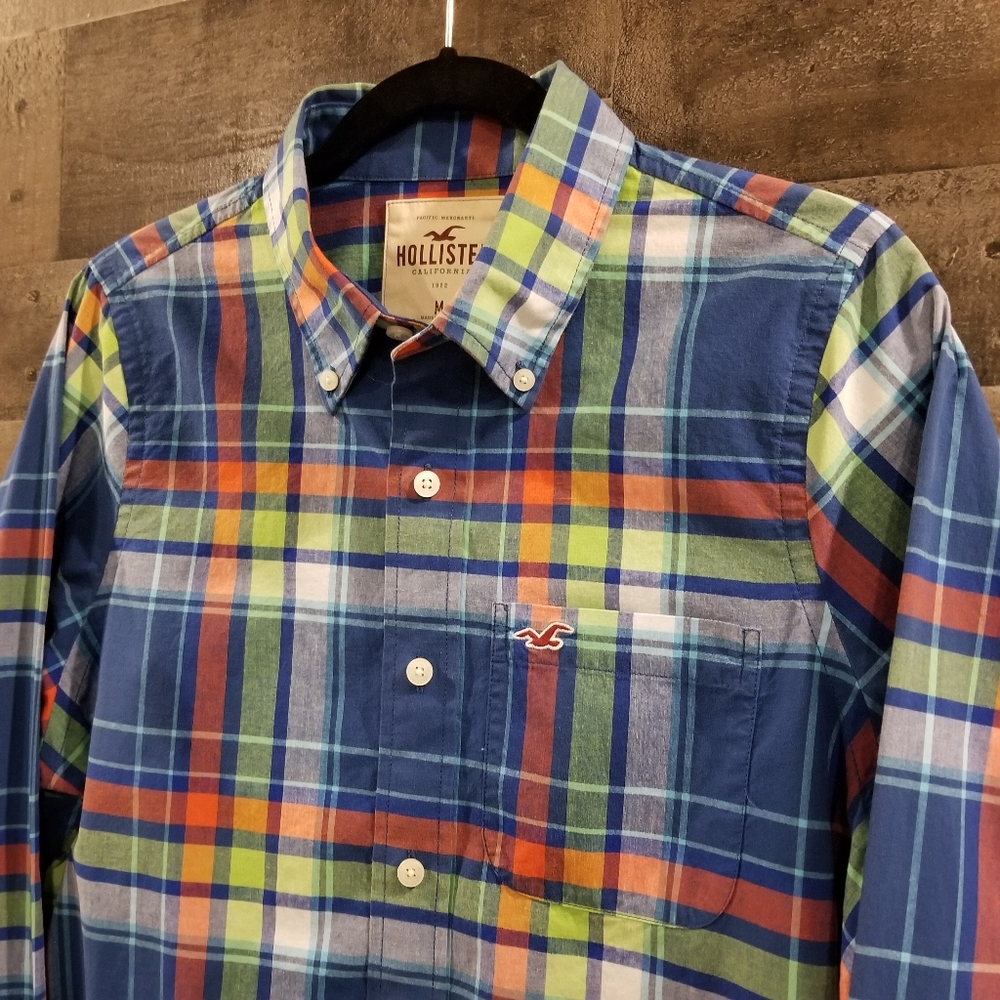 Hollister plaid button down, Med